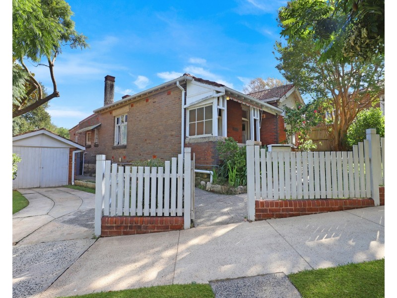 26 Muttama Road, Artarmon NSW 2064