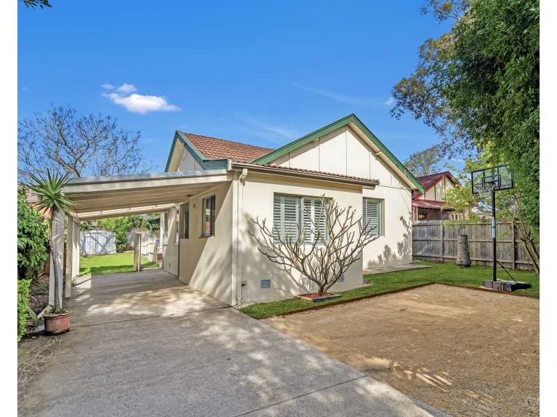 109 Eastern Valley Way, Castlecrag NSW 2068