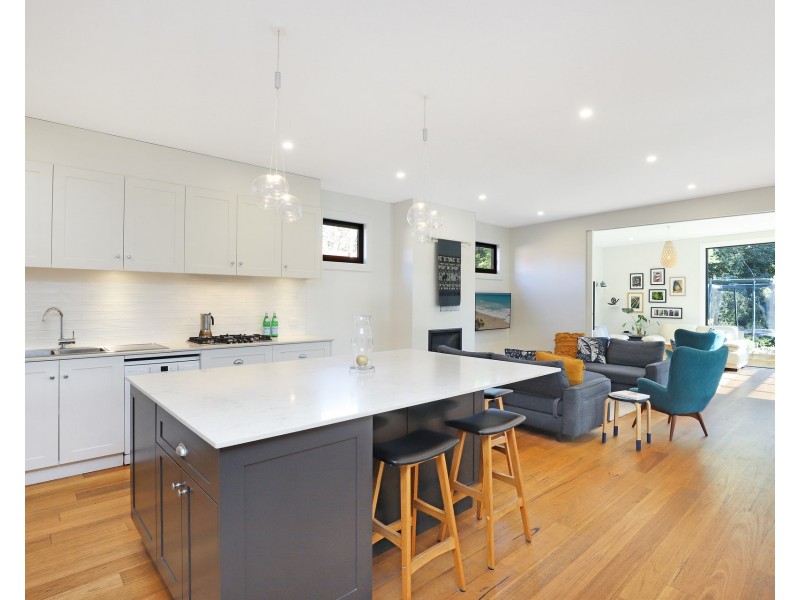 42 Alpha Road, Willoughby NSW 2068