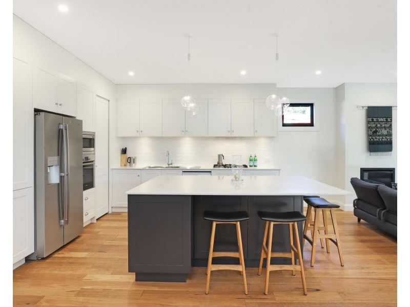 42 Alpha Road, Willoughby NSW 2068