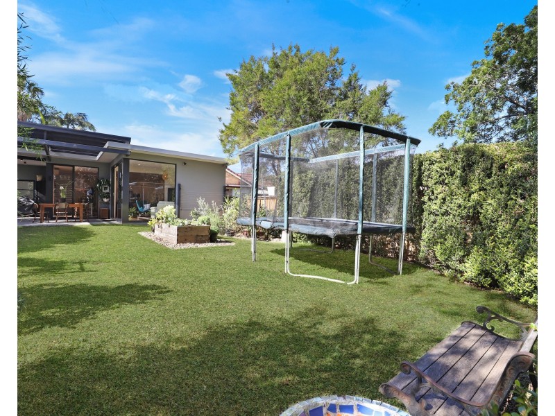 42 Alpha Road, Willoughby NSW 2068