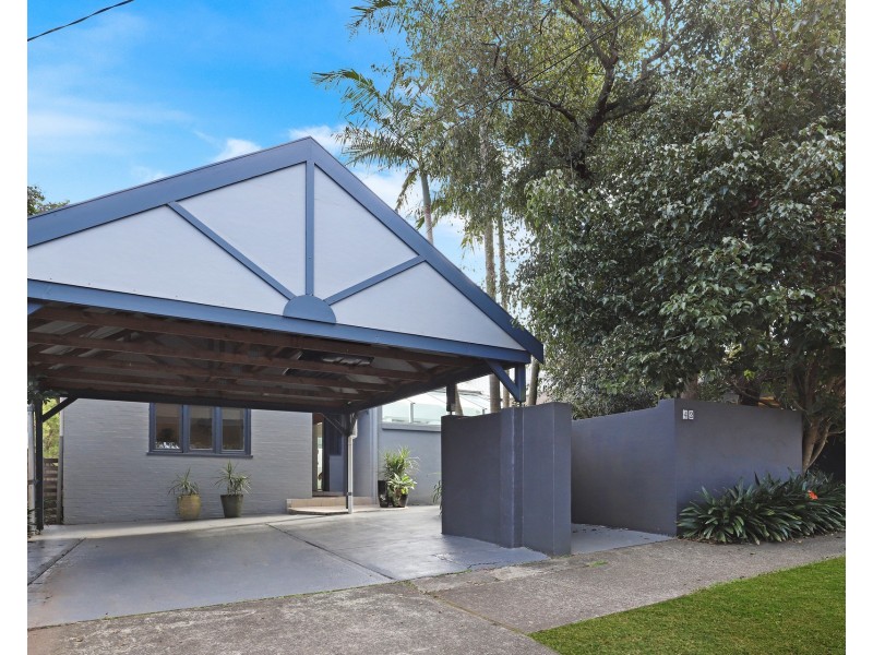 42 Alpha Road, Willoughby NSW 2068