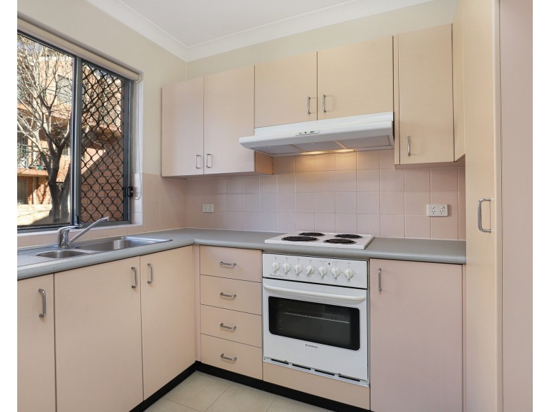 15/2 Fehon Road, Chatswood NSW 2067