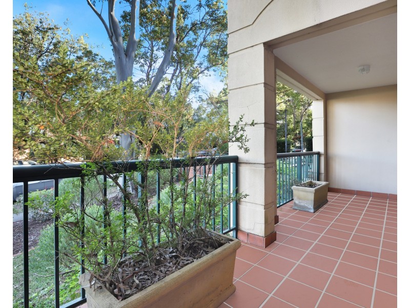 2/1 Moriarty Road, Chatswood NSW 2067
