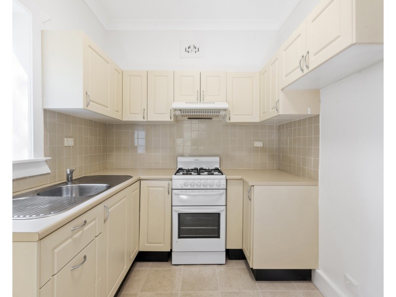 1 Oakville Road, Willoughby NSW 2068