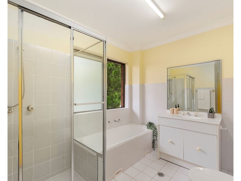 2/157 Burns Bay Road Road, Lane Cove NSW 2066