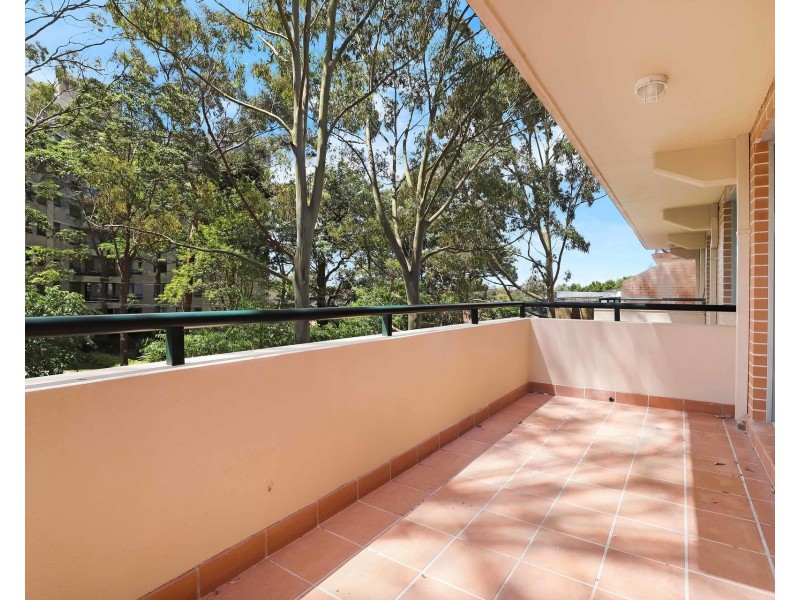 8/2 Fehon Road, Chatswood NSW 2067