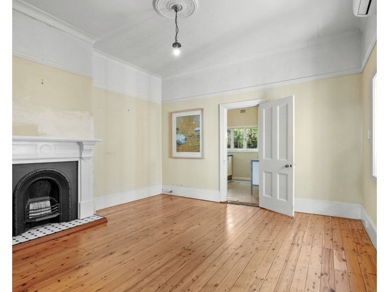 36 Holdsworth Street, Newtown NSW 2042