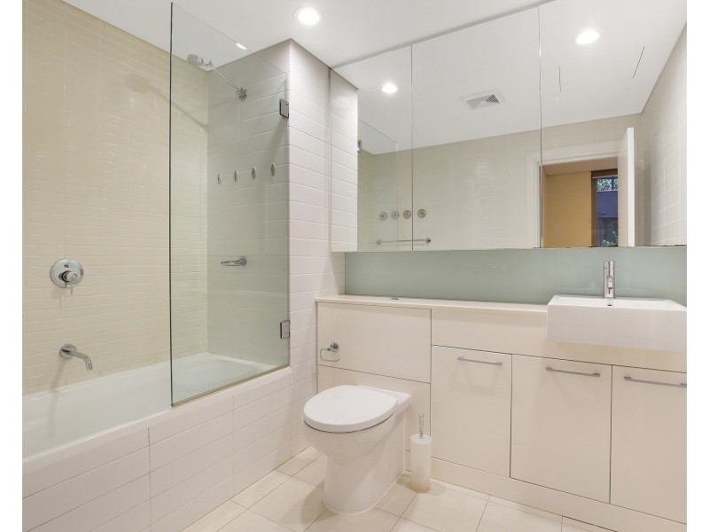 101/2 Duntroon Avenue, St Leonards NSW 2065