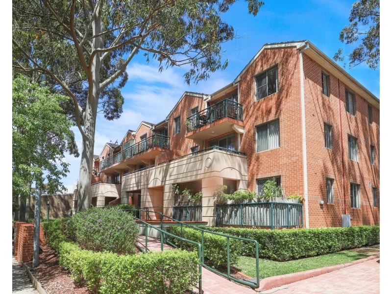 17/2 Fehon Road, Chatswood NSW 2067