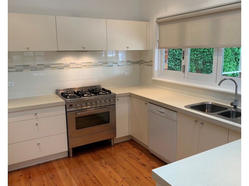 103 Edinburgh Road, Castlecrag NSW 2068