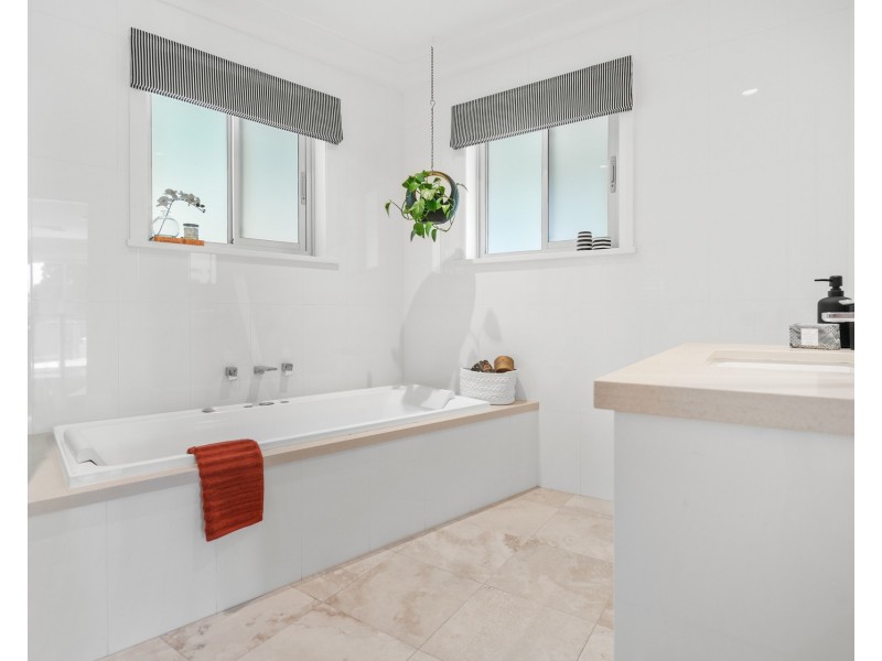 5 Linden Way, Castlecrag NSW 2068