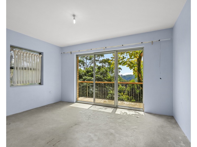 76 Moons Avenue, Lugarno NSW 2210
