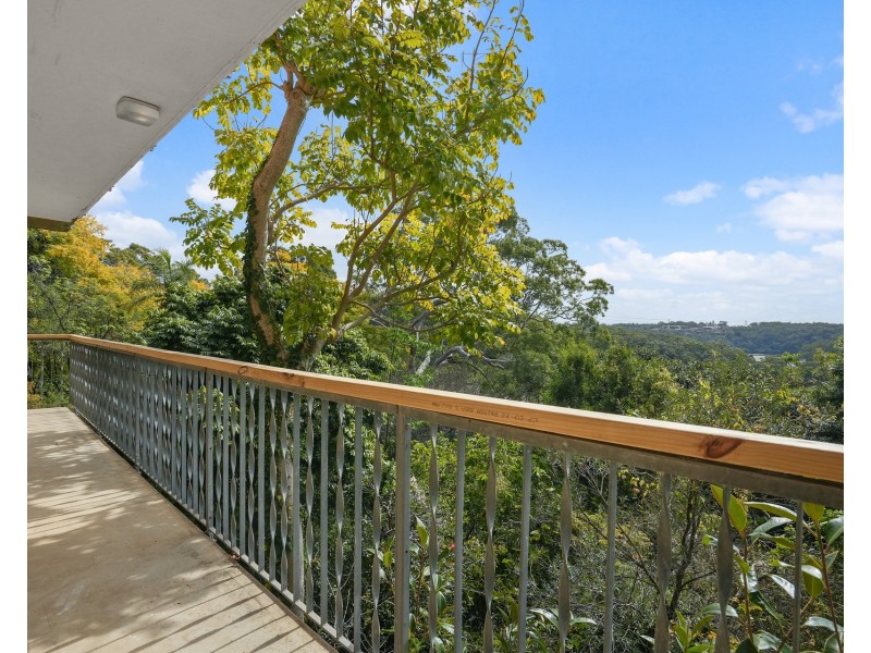 76 Moons Avenue, Lugarno NSW 2210