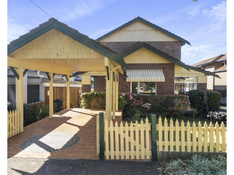 37  Oakville Road, Willoughby NSW 2068
