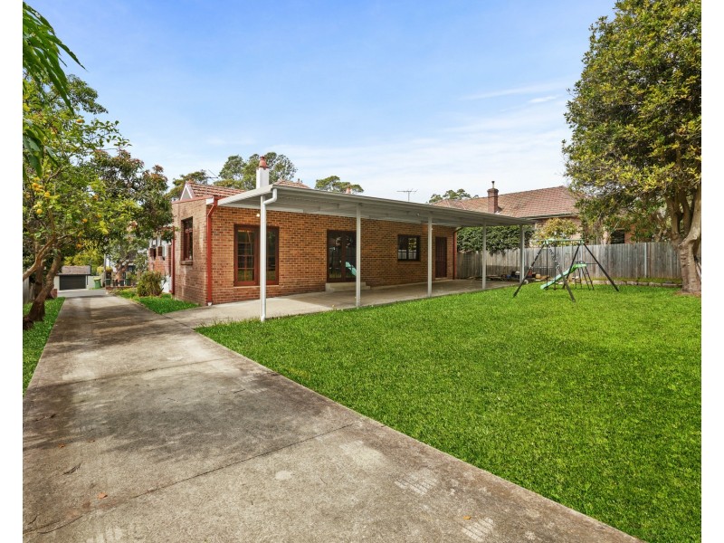 17 Cotswold Road, Strathfield NSW 2135