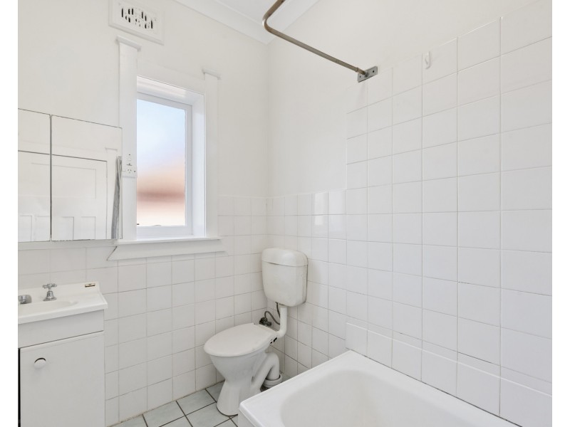 1 Oakville Road, Willoughby NSW 2068