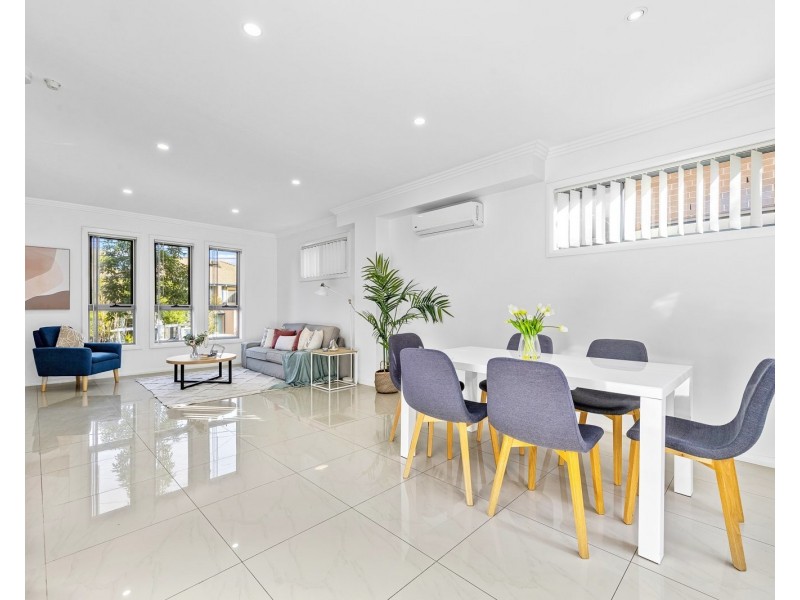 2/27 Charles Street, Carlingford NSW 2118
