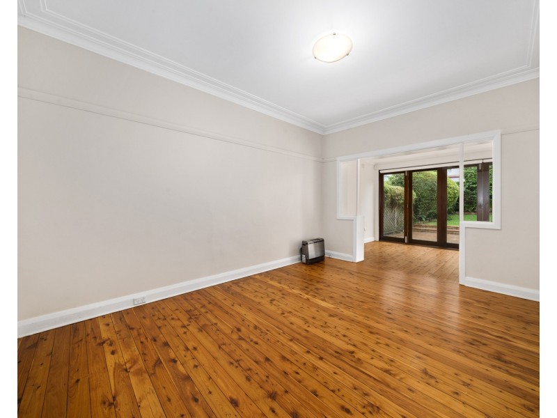 21 Robert Street, Willoughby NSW 2068