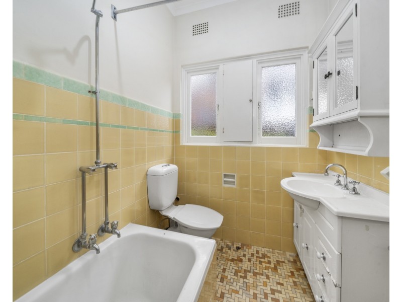 21 Robert Street, Willoughby NSW 2068