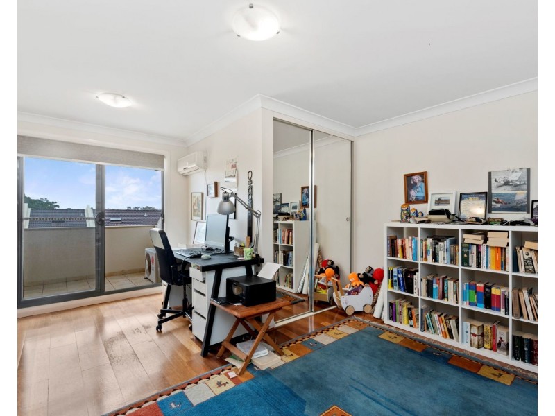 11 Taylors Drive, Lane Cove NSW 2066