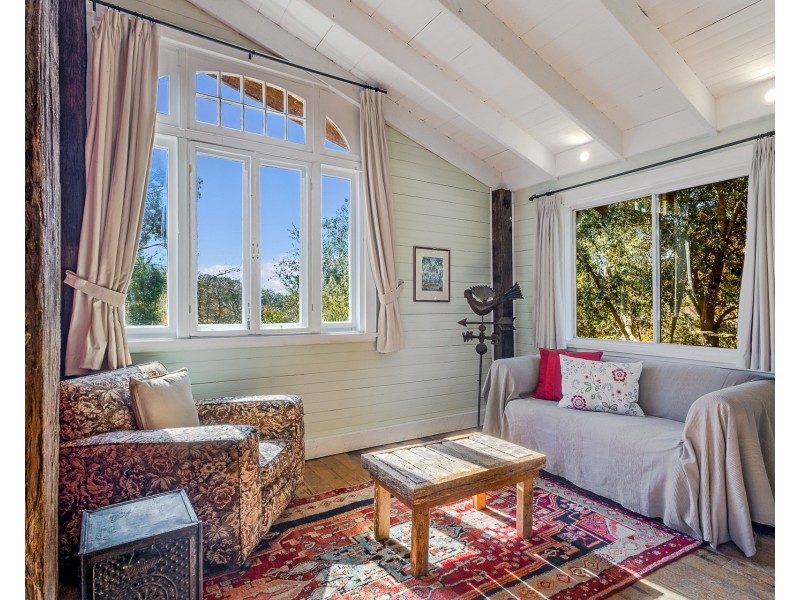 61 Kings Road, Leura NSW 2780