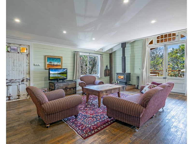 61 Kings Road, Leura NSW 2780