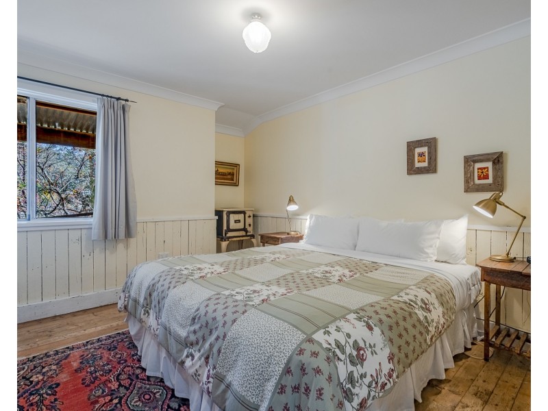 61 Kings Road, Leura NSW 2780