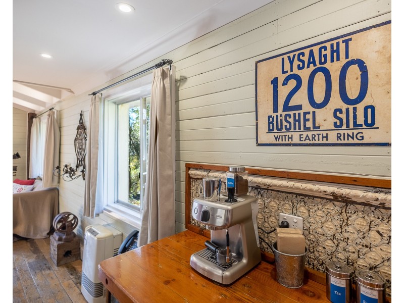 61 Kings Road, Leura NSW 2780