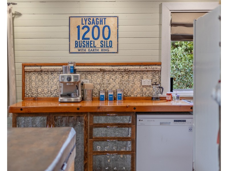 61 Kings Road, Leura NSW 2780