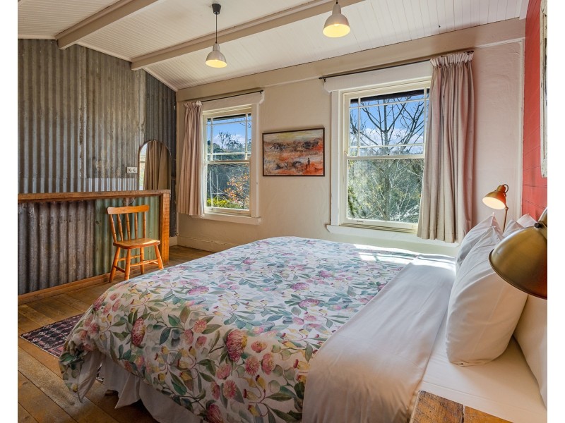 61 Kings Road, Leura NSW 2780