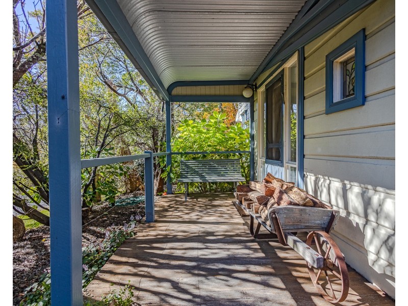 63 Kings Road, Leura NSW 2780