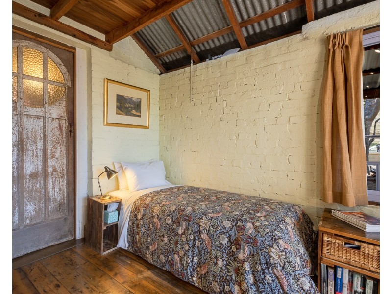 63 Kings Road, Leura NSW 2780