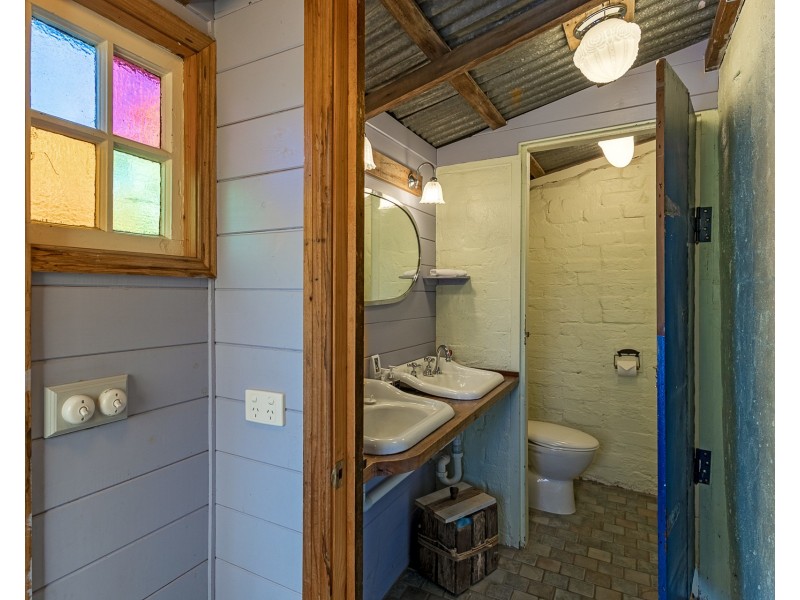 63 Kings Road, Leura NSW 2780