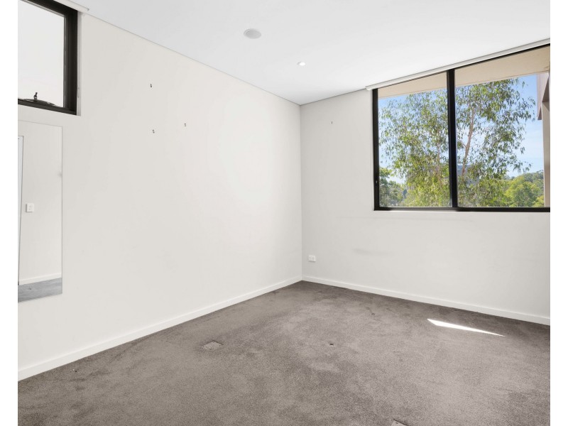 201/2 Waterview Drive, Lane Cove NSW 2066
