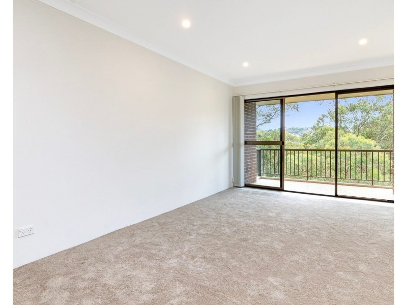 13/12 Cambridge St Street, Cammeray NSW 2062