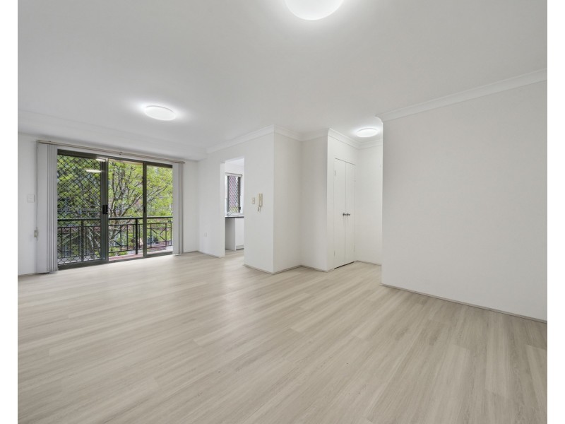 17/1 Moriarty Road, Chatswood West NSW 2067