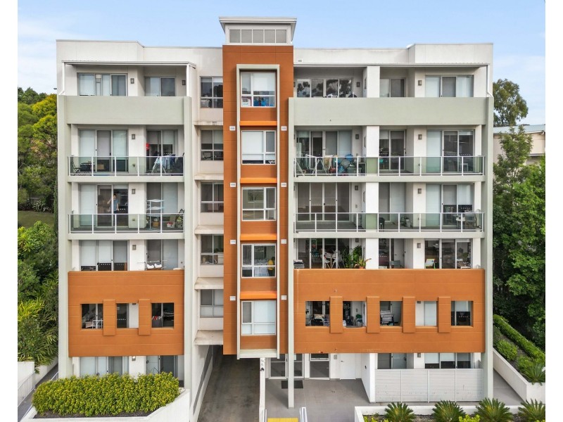 4/12 Post Office Street, Carlingford NSW 2118