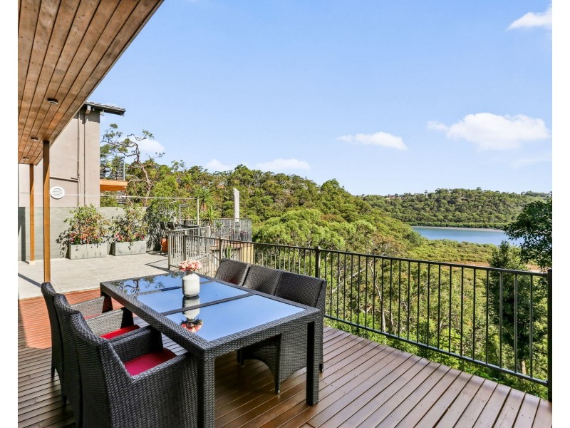 39 Moons Avenue, Lugarno NSW 2210