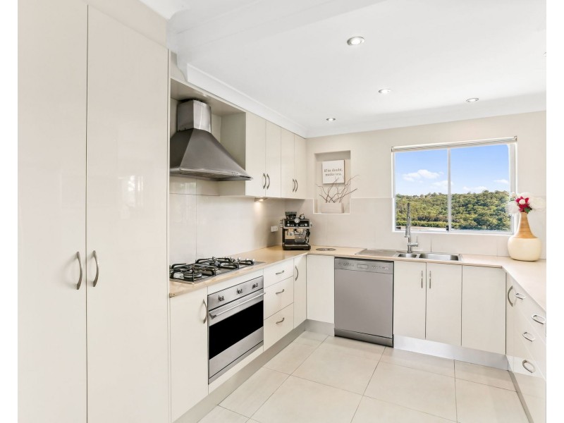 39 Moons Avenue, Lugarno NSW 2210