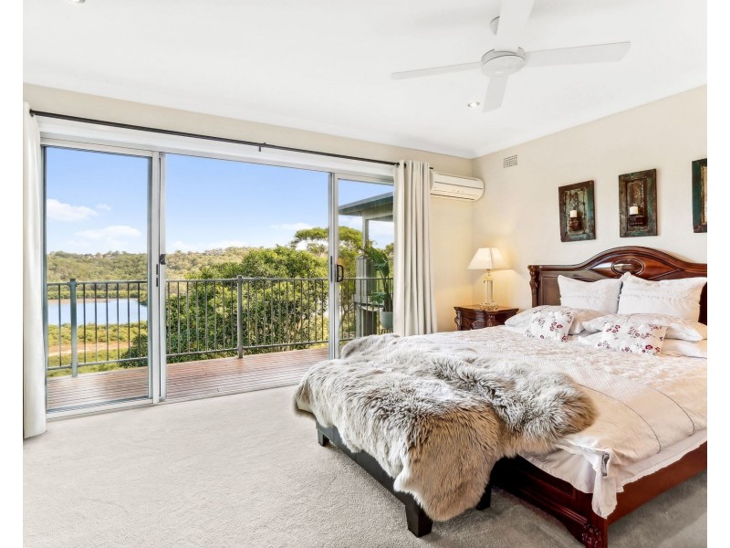 39 Moons Avenue, Lugarno NSW 2210