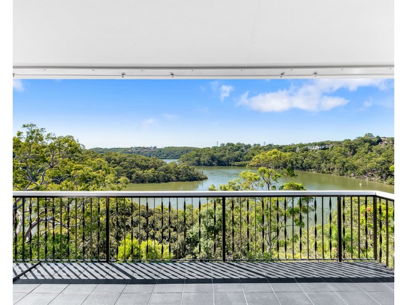 76 Moons Avenue, Lugarno NSW 2210