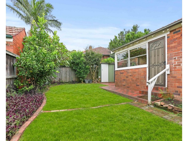 2a Clanwilliam Street, Willoughby NSW 2068