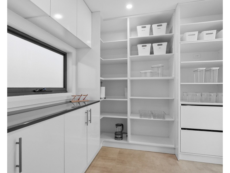 8 Madonna Street, Winston Hills NSW 2153