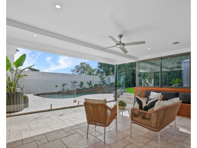 8 Madonna Street, Winston Hills NSW 2153