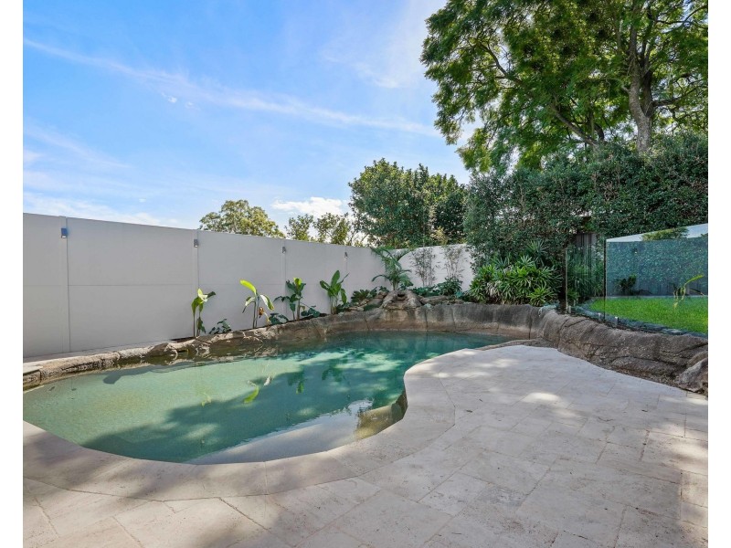 8 Madonna Street, Winston Hills NSW 2153