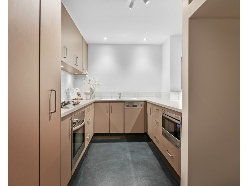 8/16-20 East Crescent, Mcmahons Point NSW 2060
