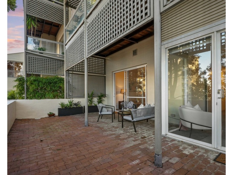 8/16-20 East Crescent, Mcmahons Point NSW 2060