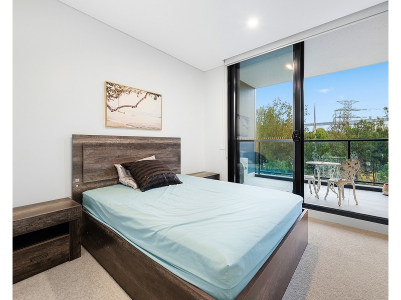 D311/2 Wattlebird Road, Wentworth Point NSW 2127