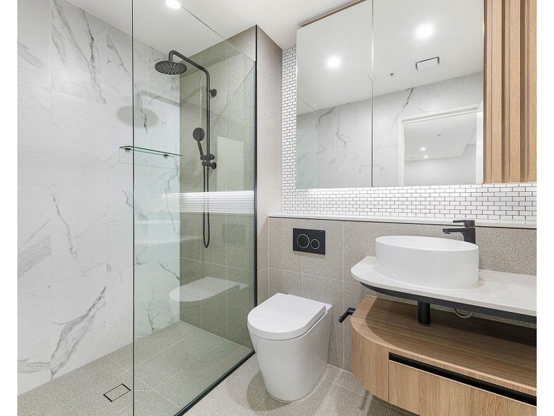 D311/2 Wattlebird Road, Wentworth Point NSW 2127